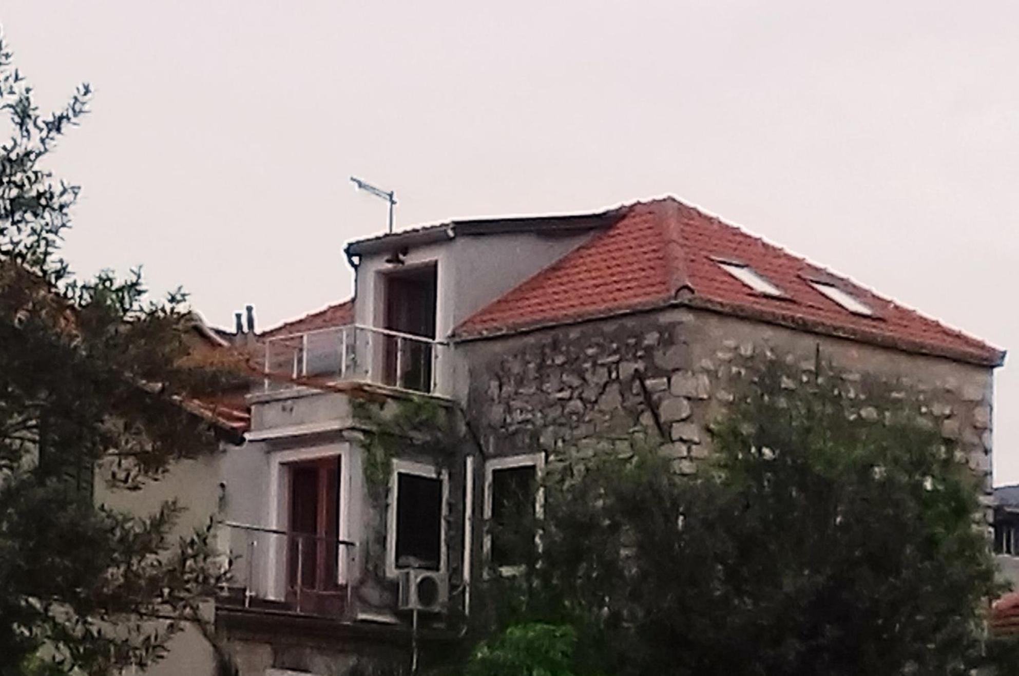 Apartment Gliha Jelsa  Rom bilde